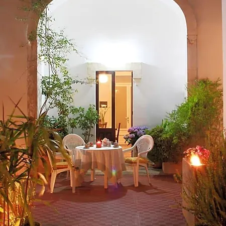 Monsellato Couette-café Presicce