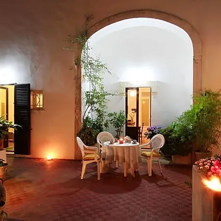 Monsellato Couette-café 3*